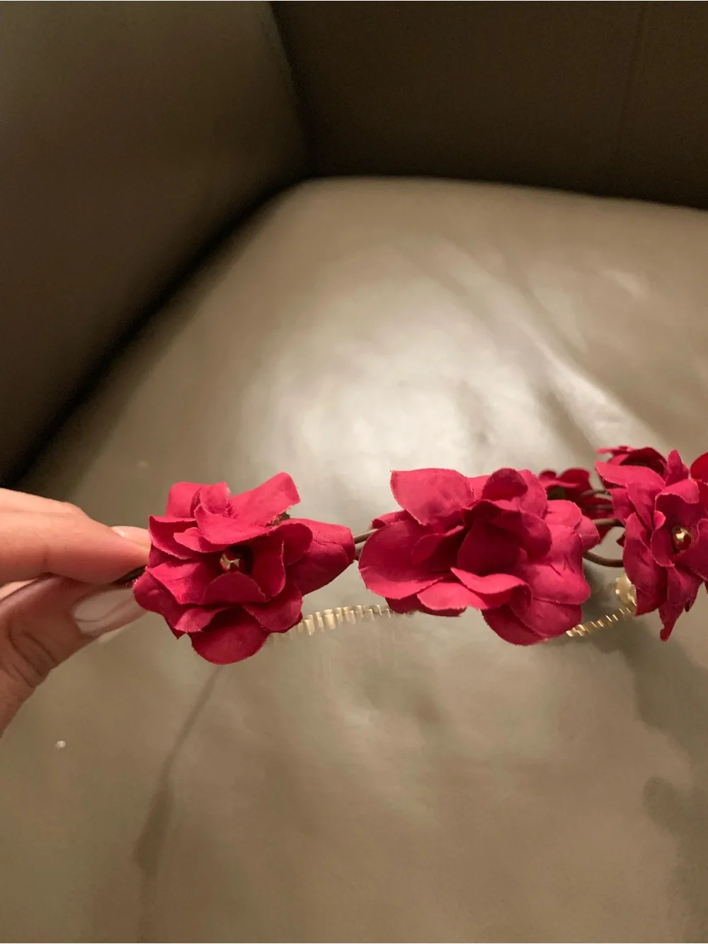 Red Flower🌹 Crown 👑Headband with Gold Chain and Pearl Accent-Adjustable/Bendable